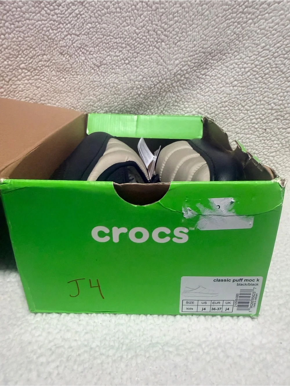 CROCS  Classic Puff Mocc Slip-On in Beige and Black